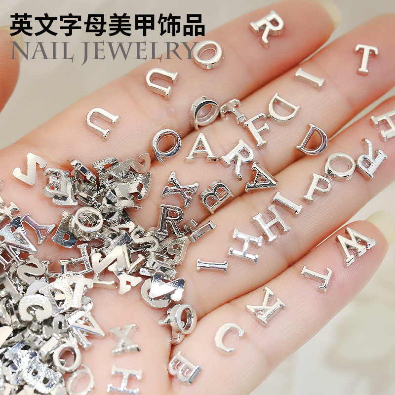 ชุดตกแต่งเล็บ 26 ชิ้น ตัวอักษร - Art And Craft Letter Z บทวิจารณ์และราคา